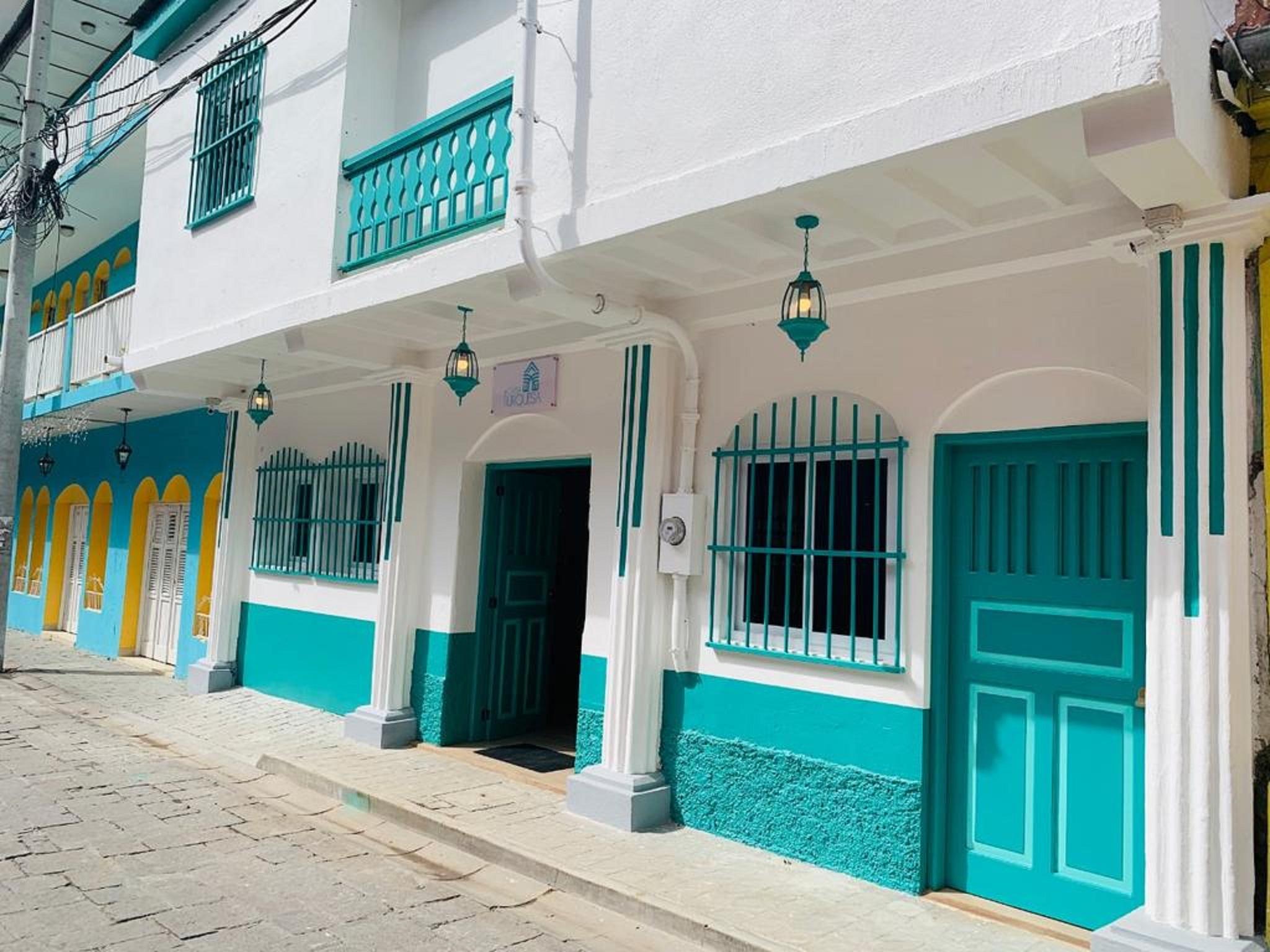 Hotel Casa Turquesa Flores Exterior photo
