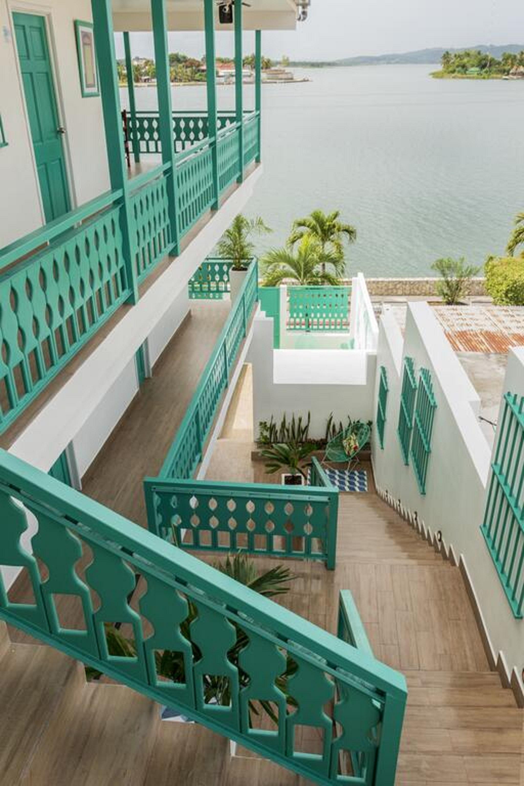 Hotel Casa Turquesa Flores Exterior photo